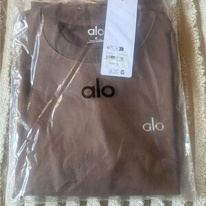 ALO Yoga Tan Logo Sweatshirt